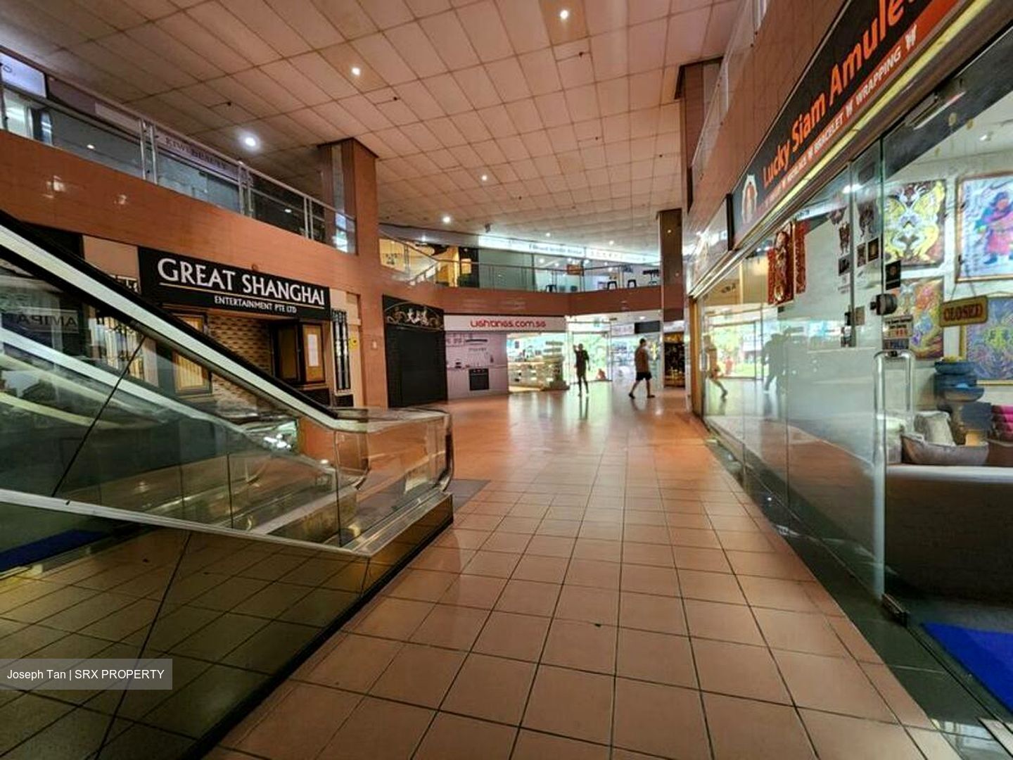 Multi Storey Car Park (D12), Retail #519278121